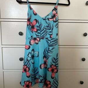 Cute Floral Tie Dress! NWOT